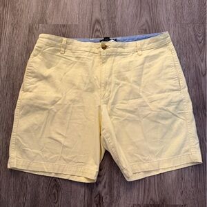 Chaps Light Yellow Men's Flat Front Shorts